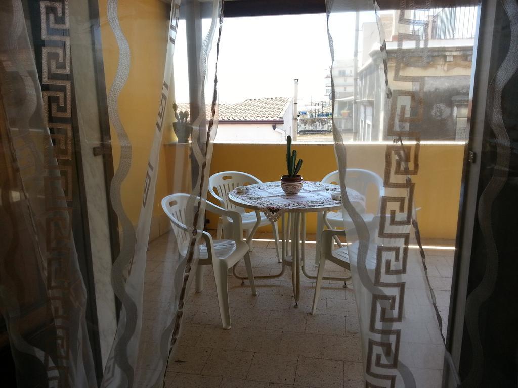 La Via Del Mare - Acireale Centro Storico Appartement Kamer foto