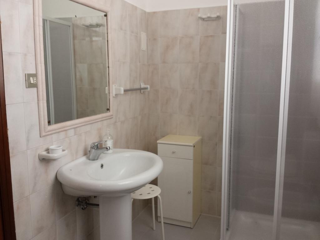 La Via Del Mare - Acireale Centro Storico Appartement Buitenkant foto