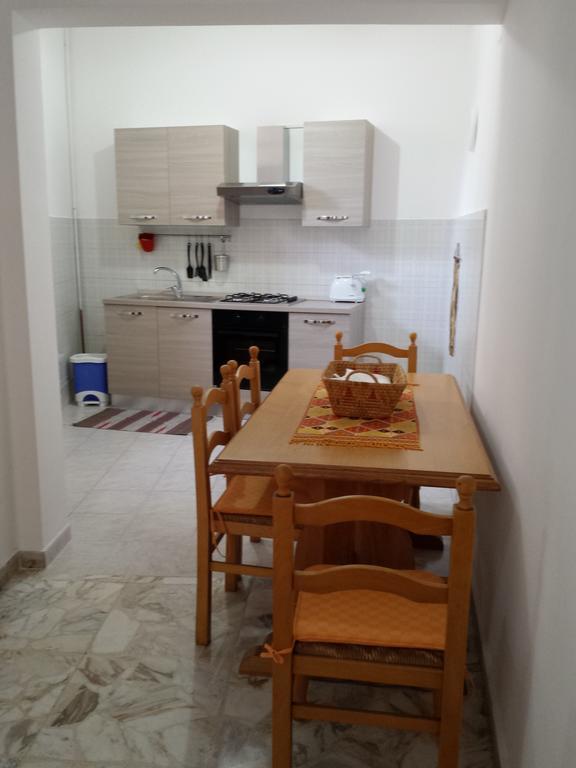 La Via Del Mare - Acireale Centro Storico Appartement Buitenkant foto