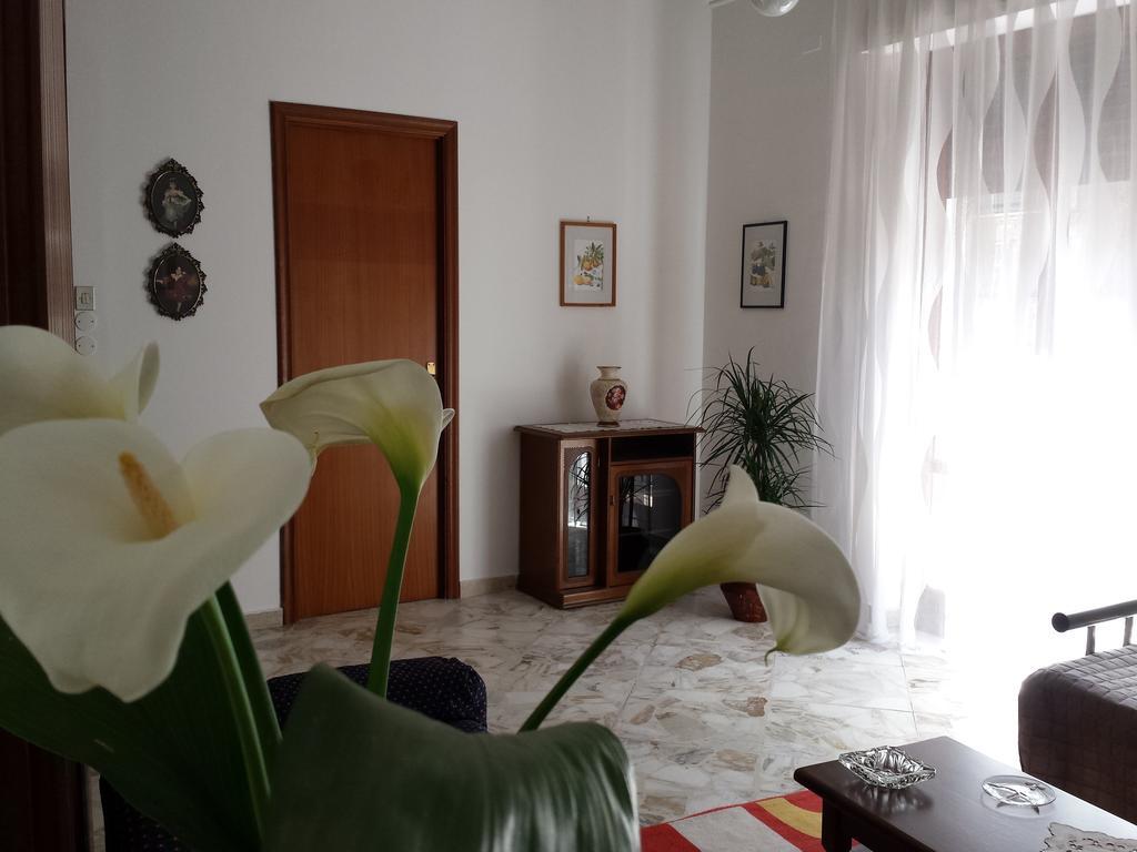 La Via Del Mare - Acireale Centro Storico Appartement Buitenkant foto